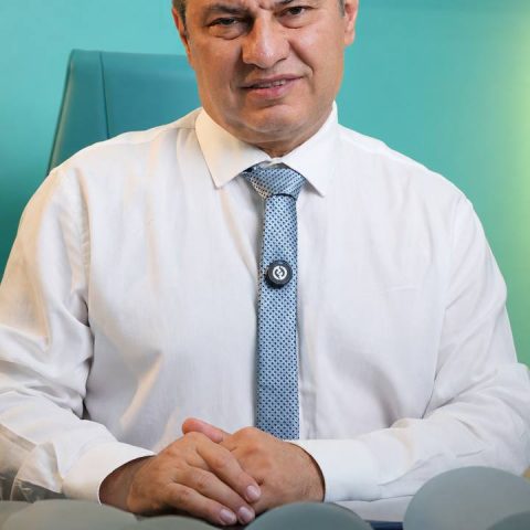 Dr. Makarchian