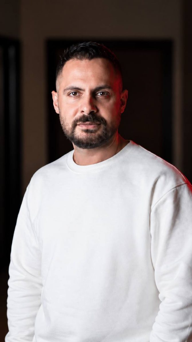 پیمان داوودی